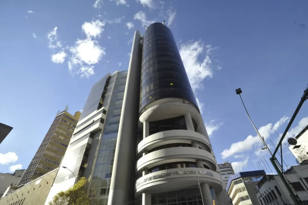 Ministerio-de-Economia-1068x710