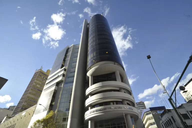 Ministerio-de-Economia-1068x710